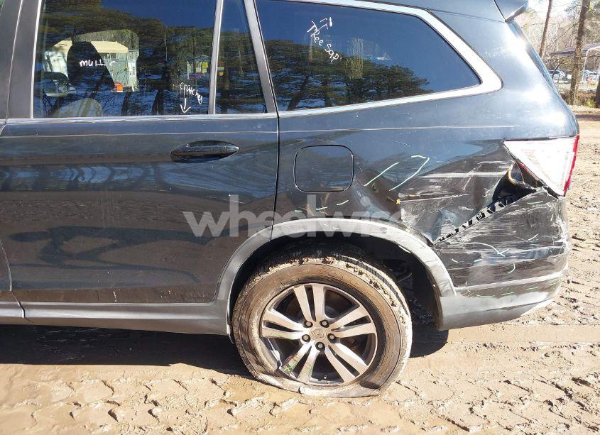 Photo 18 of 2016 Honda Pilot EX (VIN 5FNYF5H47GB024457)