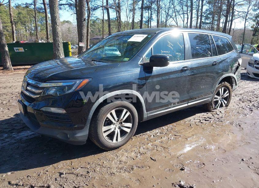 Photo 2 of 2016 Honda Pilot EX (VIN 5FNYF5H47GB024457)