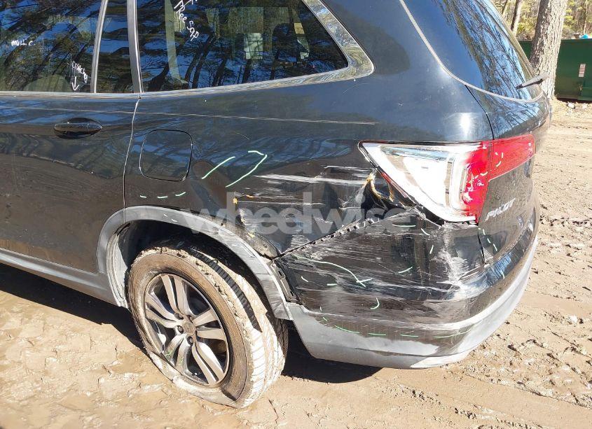 Photo 6 of 2016 Honda Pilot EX (VIN 5FNYF5H47GB024457)