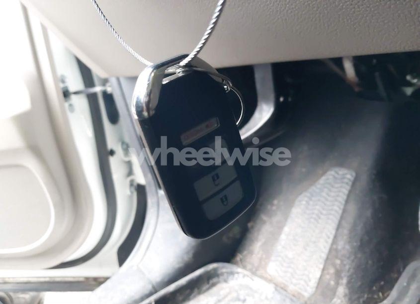 Photo 11 of 2016 Honda Pilot EX-L (VIN 5FNYF5H50GB020615)