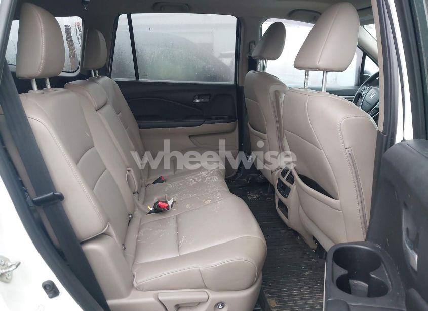 Photo 8 of 2016 Honda Pilot EX-L (VIN 5FNYF5H50GB020615)
