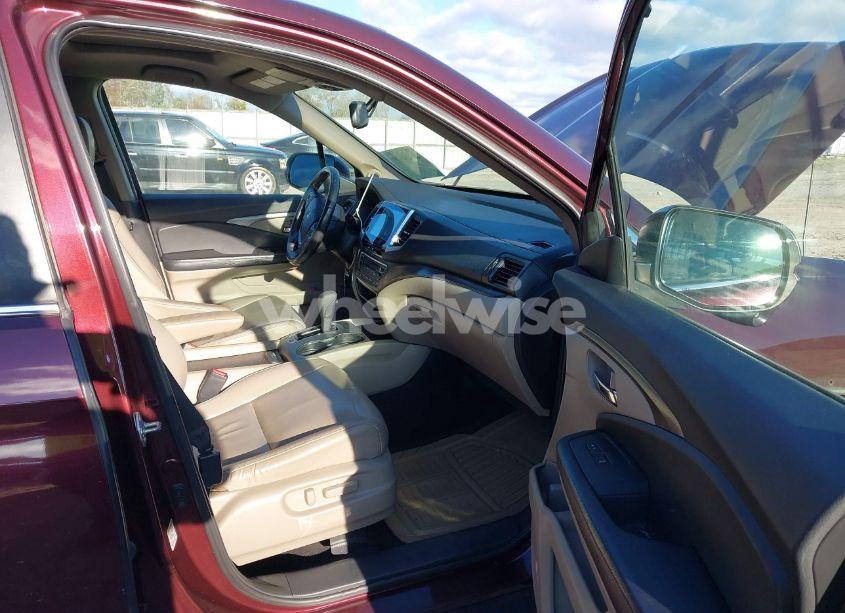 Photo 5 of 2016 Honda Pilot EX-L (VIN 5FNYF5H50GB028293)