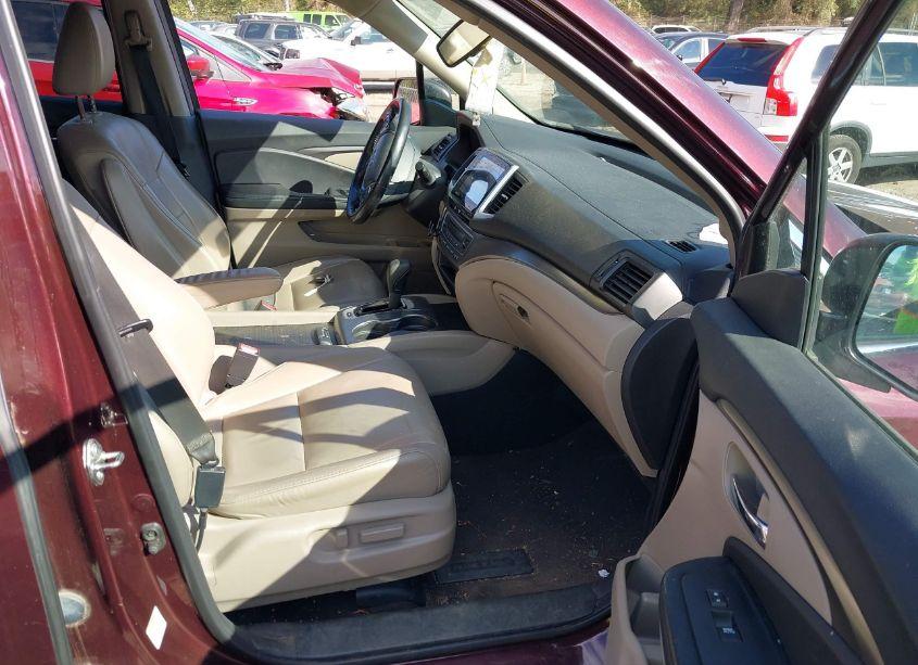 Photo 5 of 2016 Honda Pilot EX-L (VIN 5FNYF5H50GB033848)