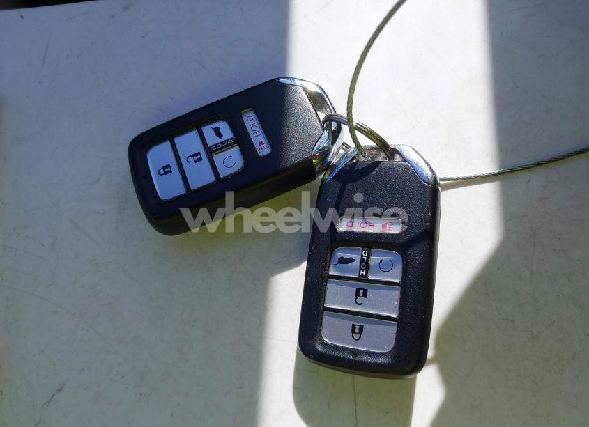 Photo 11 of 2016 Honda Pilot EX-L (VIN 5FNYF5H50GB048480)