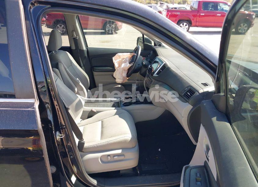 Photo 5 of 2016 Honda Pilot EX-L (VIN 5FNYF5H50GB048480)