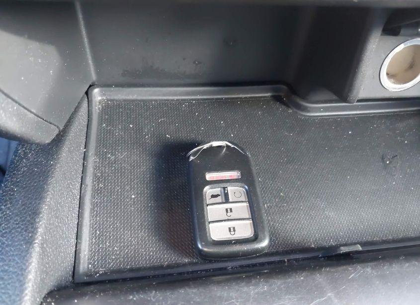 Photo 11 of 2018 Honda Pilot EX-L (VIN 5FNYF5H50JB029077)