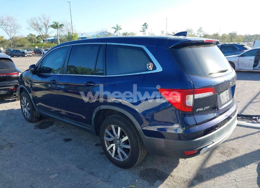 Photo 3 of 2019 Honda Pilot EX-L (VIN 5FNYF5H50KB027296)