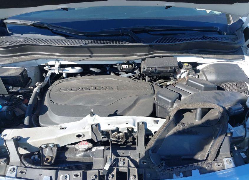 Photo 10 of 2022 Honda Pilot 2WD EX-L (VIN 5FNYF5H50NB016173)