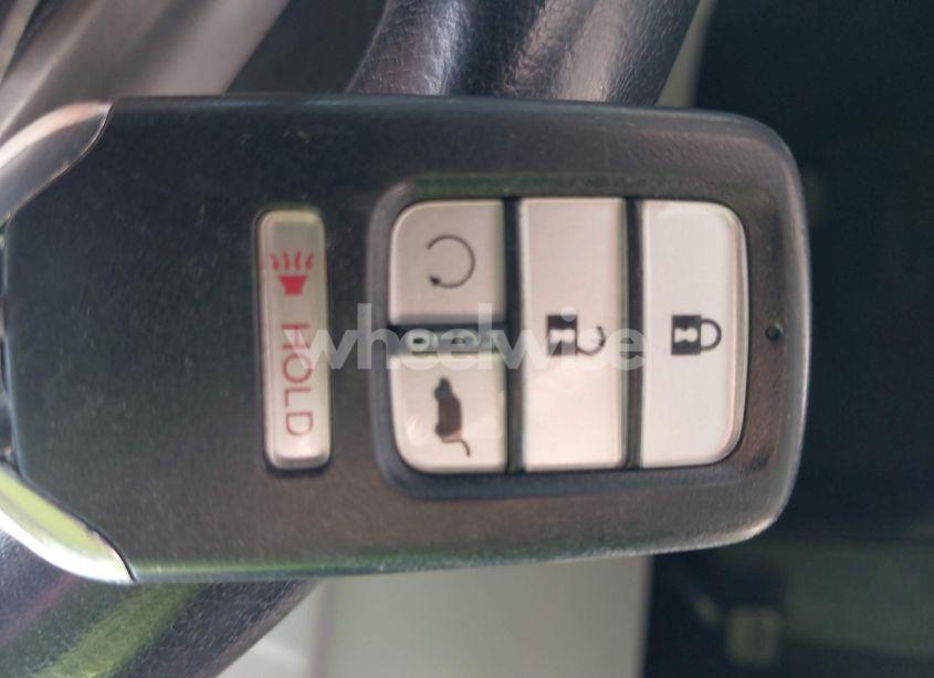 Photo 11 of 2016 Honda Pilot EX-L (VIN 5FNYF5H51GB050853)