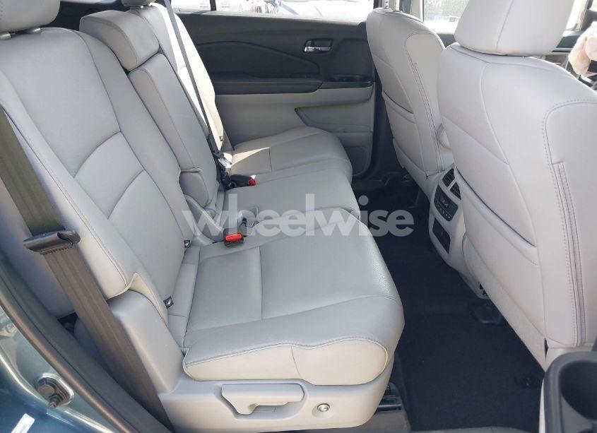 Photo 8 of 2016 Honda Pilot EX-L (VIN 5FNYF5H51GB050853)