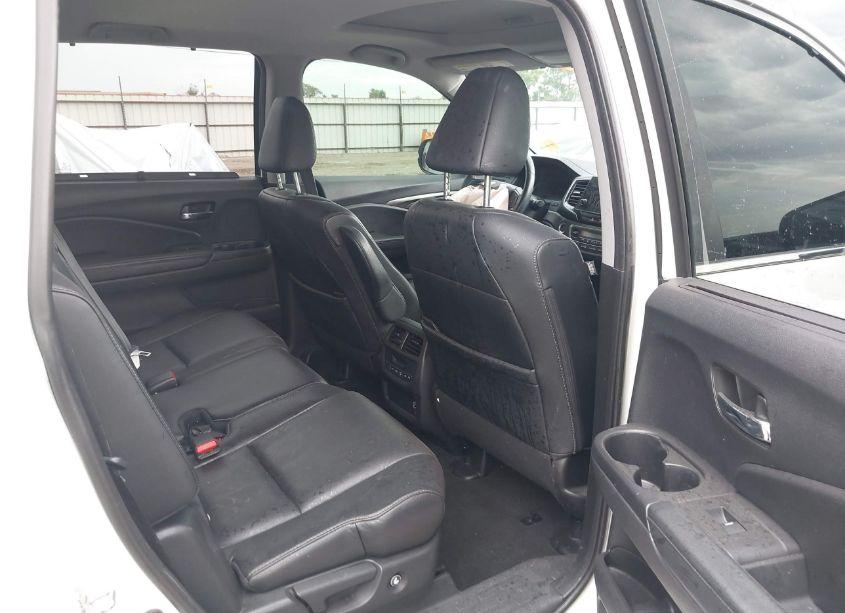 Photo 8 of 2019 Honda Pilot EX-L (VIN 5FNYF5H51KB009535)