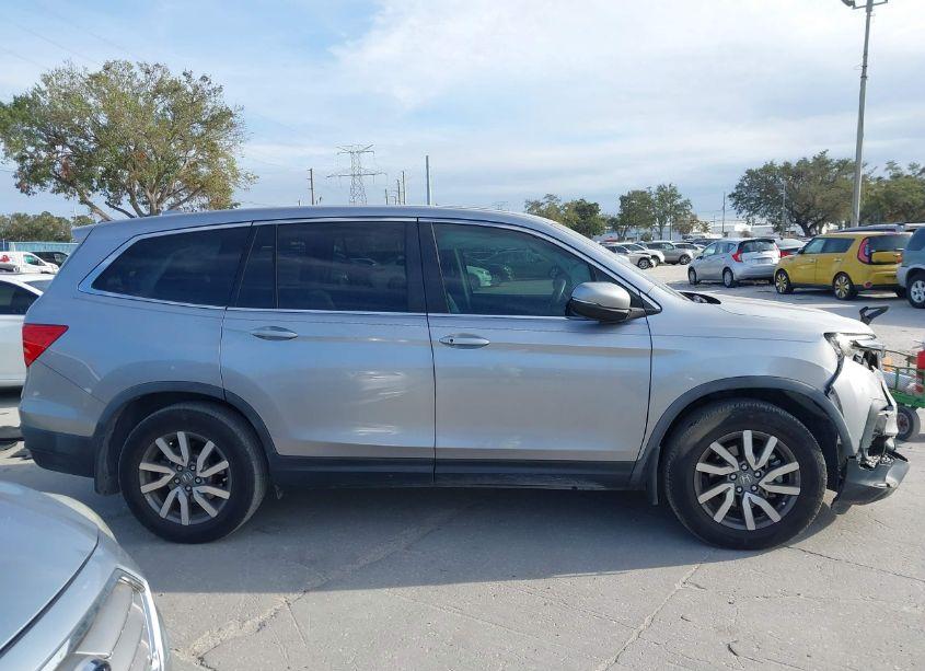 Photo 13 of 2019 Honda Pilot EX-L (VIN 5FNYF5H51KB040333)
