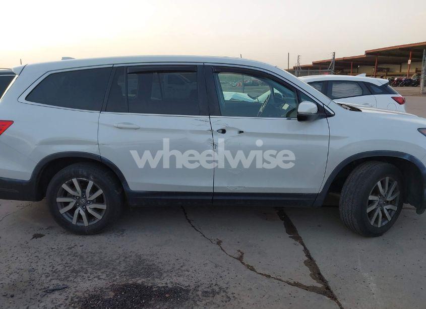 Photo 13 of 2021 Honda Pilot 2WD EX-L (VIN 5FNYF5H51MB037404)