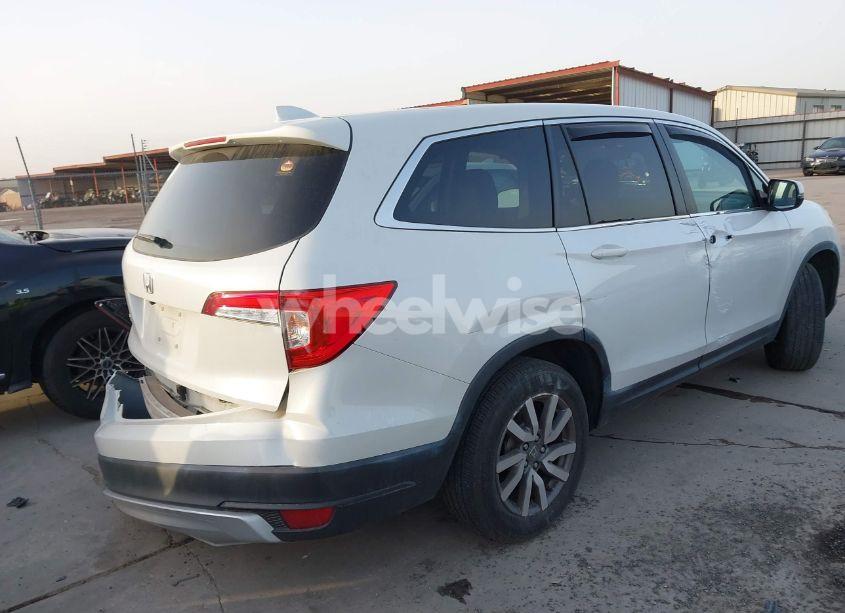 Photo 4 of 2021 Honda Pilot 2WD EX-L (VIN 5FNYF5H51MB037404)