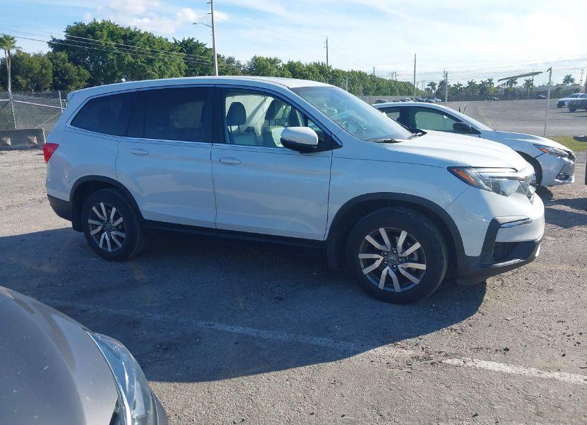 2021 Honda Pilot 2WD EX-L (VIN 5FNYF5H51MB041873) main photo