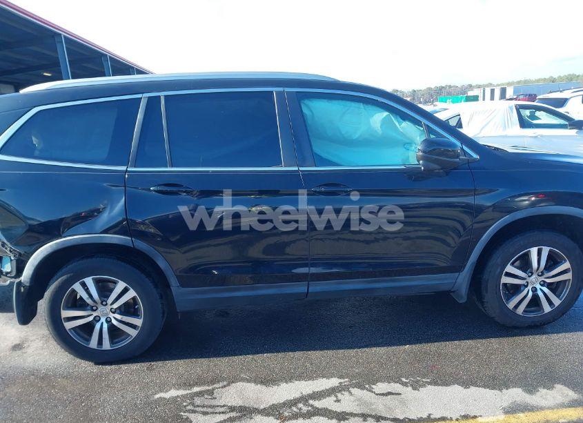 Photo 13 of 2016 Honda Pilot EX-L (VIN 5FNYF5H52GB021670)