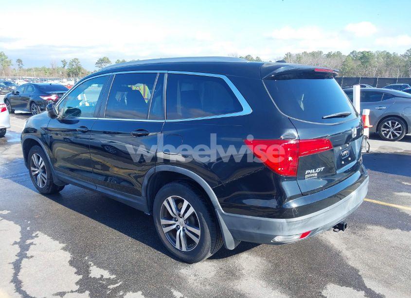 Photo 3 of 2016 Honda Pilot EX-L (VIN 5FNYF5H52GB021670)