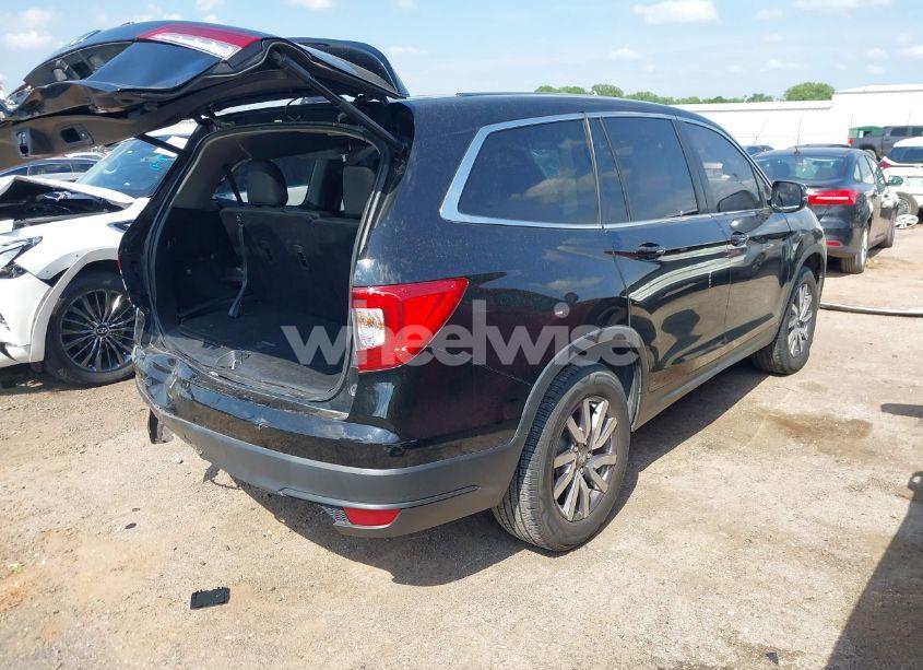 Photo 4 of 2021 Honda Pilot 2WD EX-L (VIN 5FNYF5H52MB009644)