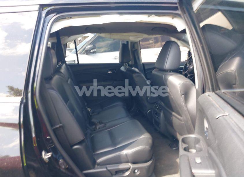 Photo 8 of 2021 Honda Pilot 2WD EX-L (VIN 5FNYF5H52MB009644)