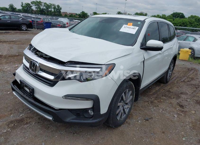 Photo 2 of 2022 Honda Pilot 2WD EX-L (VIN 5FNYF5H52NB003232)