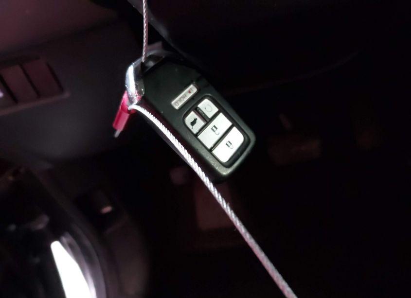 Photo 11 of 2022 Honda Pilot 2WD EX-L (VIN 5FNYF5H52NB017003)