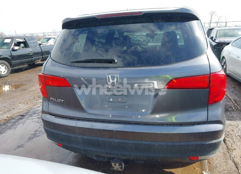 Photo 16 of 2017 Honda Pilot EX-L (VIN 5FNYF5H53HB029780)