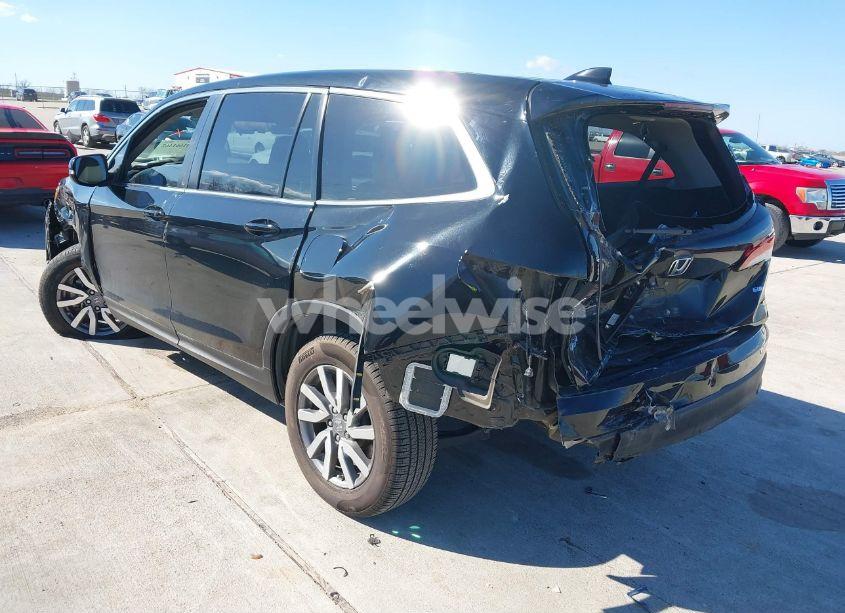 Photo 3 of 2019 Honda Pilot EX-L (VIN 5FNYF5H53KB031522)
