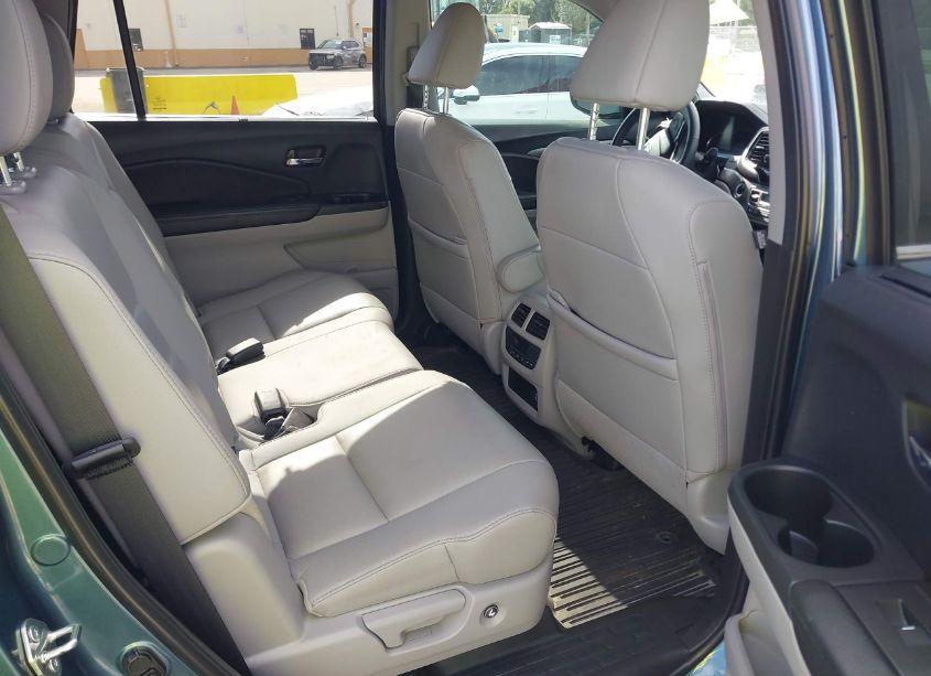 Photo 8 of 2020 Honda Pilot 2WD EX-L (VIN 5FNYF5H53LB022174)