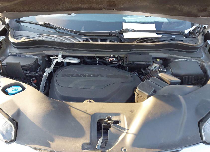 Photo 10 of 2021 Honda Pilot 2WD EX-L (VIN 5FNYF5H53MB045911)