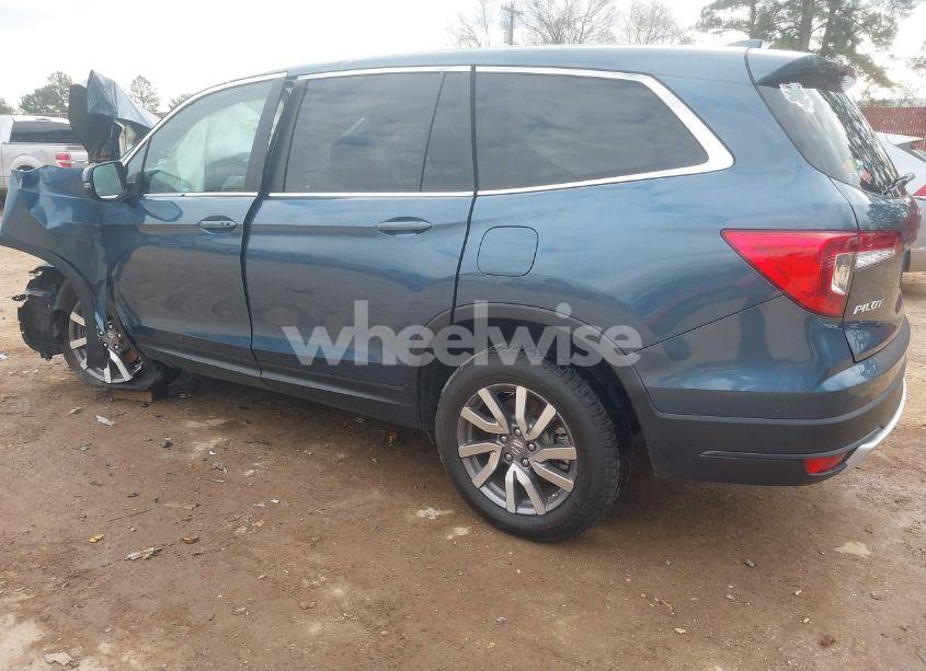 Photo 3 of 2022 Honda Pilot 2WD EX-L (VIN 5FNYF5H53NB009508)