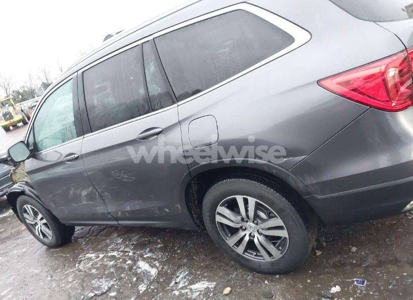 Photo 15 of 2016 Honda Pilot EX-L (VIN 5FNYF5H54GB011450)