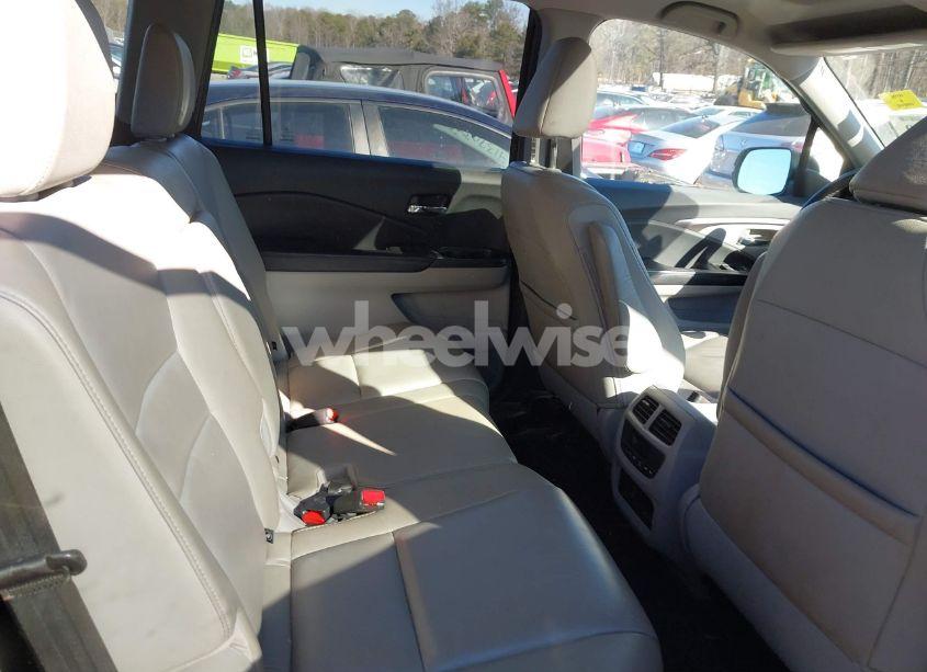 Photo 8 of 2016 Honda Pilot EX-L (VIN 5FNYF5H54GB011450)