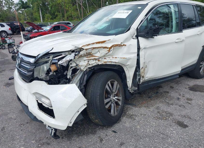 Photo 6 of 2016 Honda Pilot EX-L (VIN 5FNYF5H54GB025025)