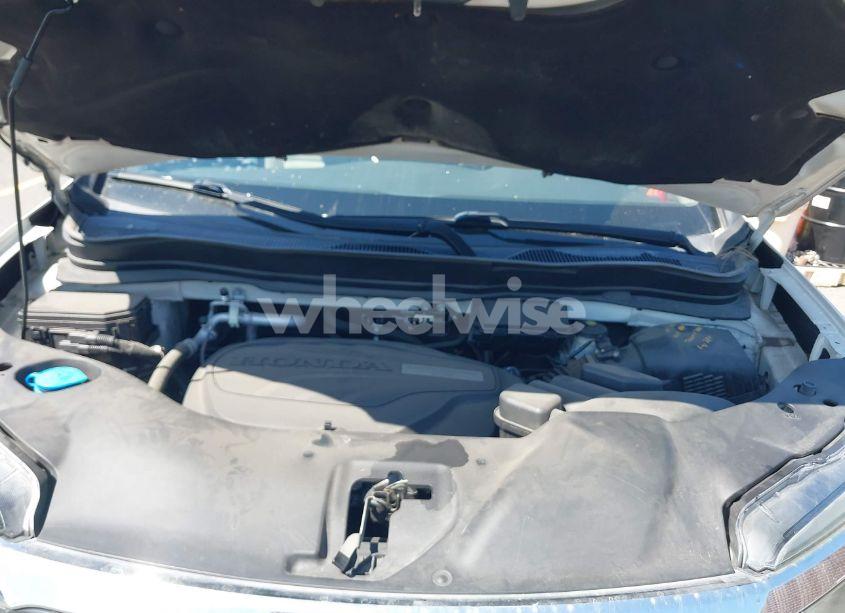 Photo 10 of 2016 Honda Pilot EX-L (VIN 5FNYF5H54GB037742)