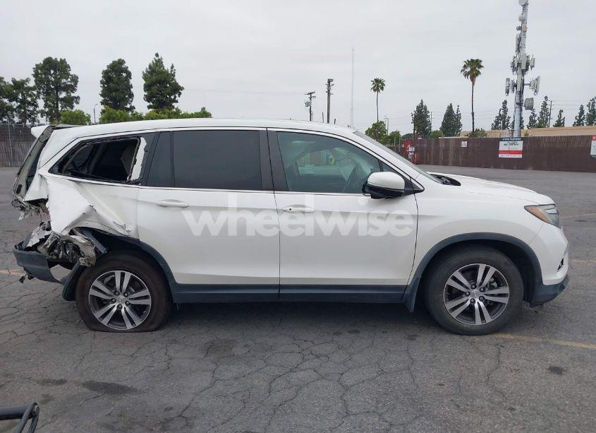 Photo 13 of 2016 Honda Pilot EX-L (VIN 5FNYF5H54GB037742)