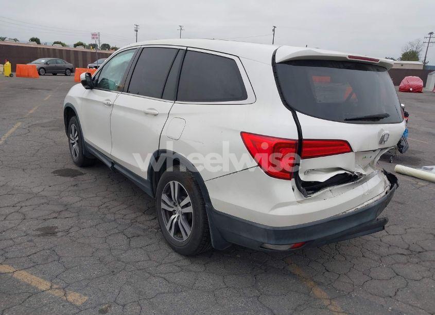 Photo 3 of 2016 Honda Pilot EX-L (VIN 5FNYF5H54GB037742)