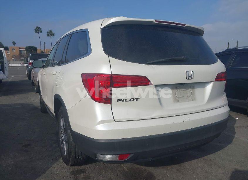 Photo 3 of 2016 Honda Pilot EX-L (VIN 5FNYF5H54GB043363)