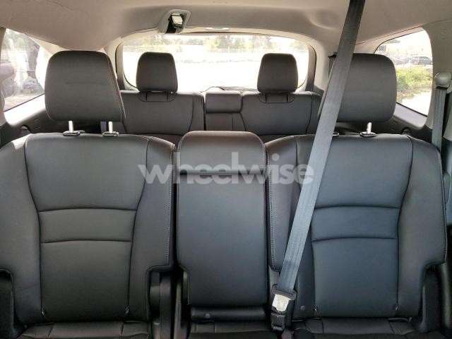 Photo 11 of 2021 HONDA PILOT EXL N/A (VIN 5FNYF5H54MB026039)