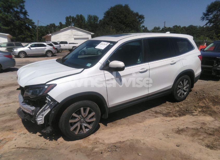 Photo 2 of 2021 Honda Pilot 2WD EX-L (VIN 5FNYF5H54MB031807)