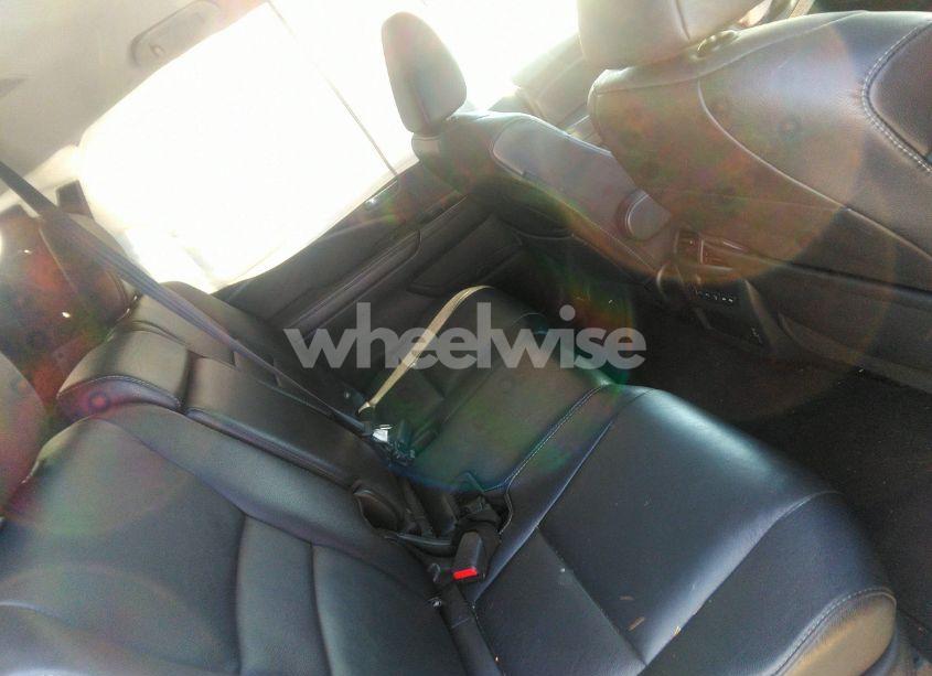 Photo 8 of 2021 Honda Pilot 2WD EX-L (VIN 5FNYF5H54MB031807)