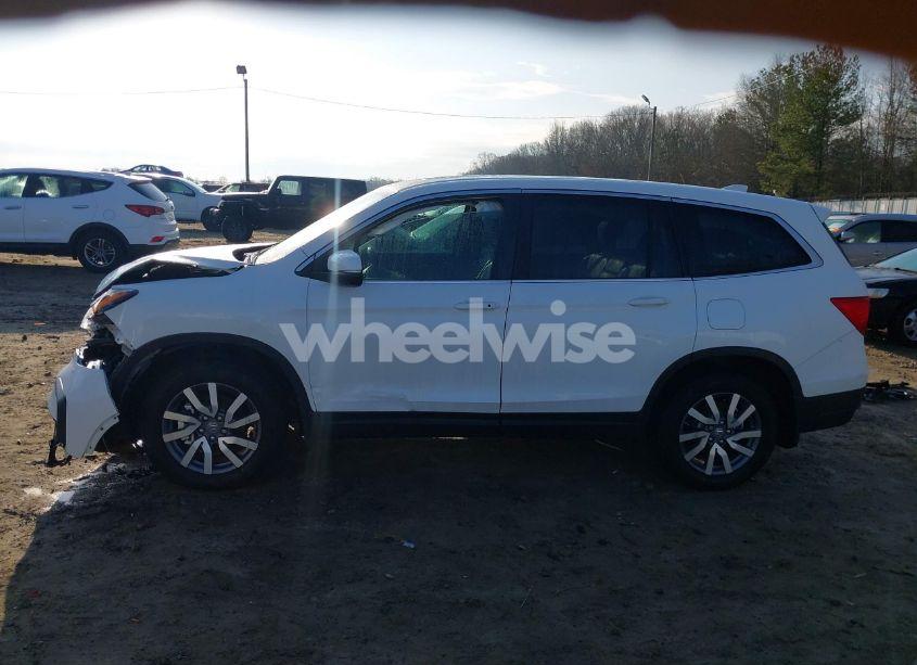 Photo 14 of 2022 Honda Pilot 2WD EX-L (VIN 5FNYF5H54NB036152)