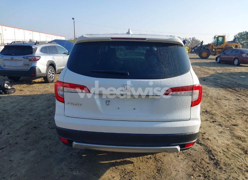 Photo 16 of 2022 Honda Pilot 2WD EX-L (VIN 5FNYF5H54NB036152)