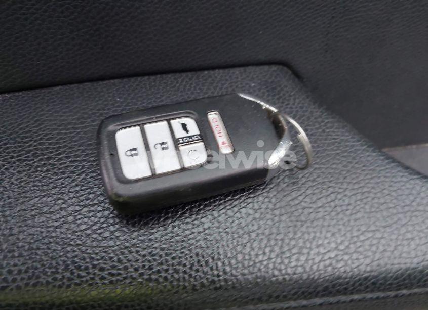 Photo 11 of 2016 Honda Pilot EX-L (VIN 5FNYF5H55GB001123)