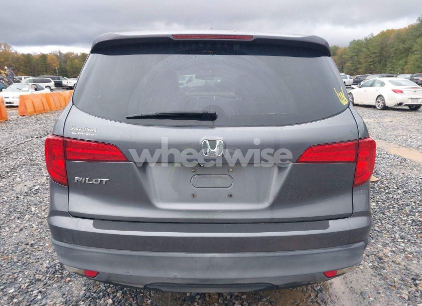 Photo 16 of 2016 Honda Pilot EX-L (VIN 5FNYF5H55GB001123)