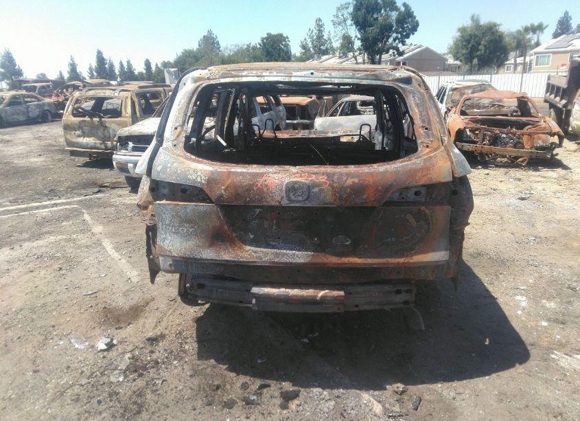 Photo 15 of 2016 Honda Pilot EX-L (VIN 5FNYF5H55GB010940)