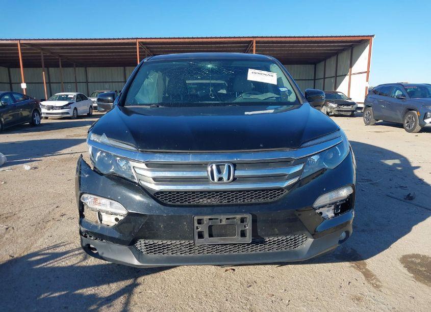 Photo 11 of 2016 Honda Pilot EX-L (VIN 5FNYF5H55GB027298)