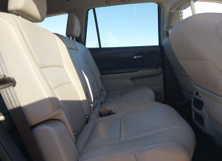 Photo 8 of 2016 Honda Pilot EX-L (VIN 5FNYF5H55GB027298)