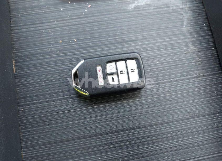 Photo 11 of 2017 Honda Pilot EX-L (VIN 5FNYF5H55HB013029)