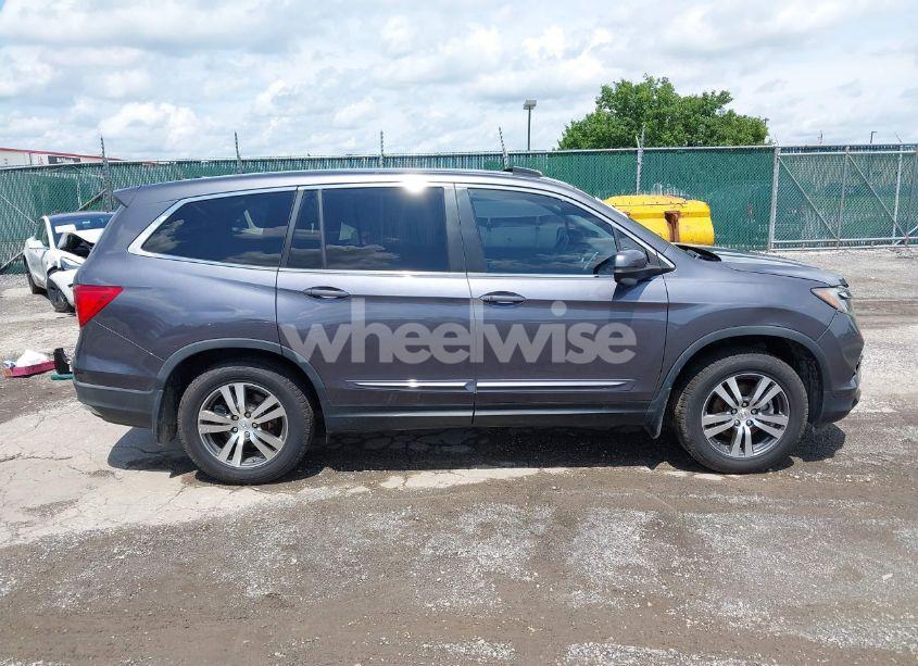 Photo 14 of 2017 Honda Pilot EX-L (VIN 5FNYF5H55HB013029)