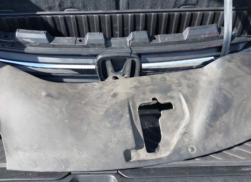 Photo 12 of 2018 Honda Pilot EX-L (VIN 5FNYF5H55JB022819)